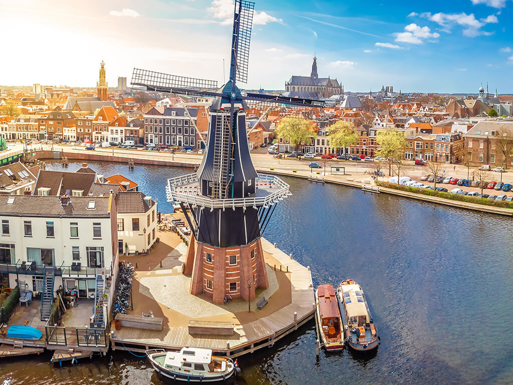 RYSYR Capital | Kruisweg 70 III 2011 LG Haarlem The Netherlands